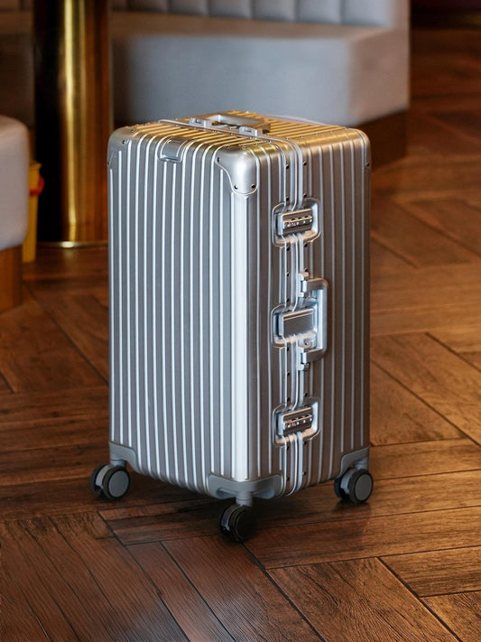 Which-aluminum-suitcase-is-worth-buying LYVOI