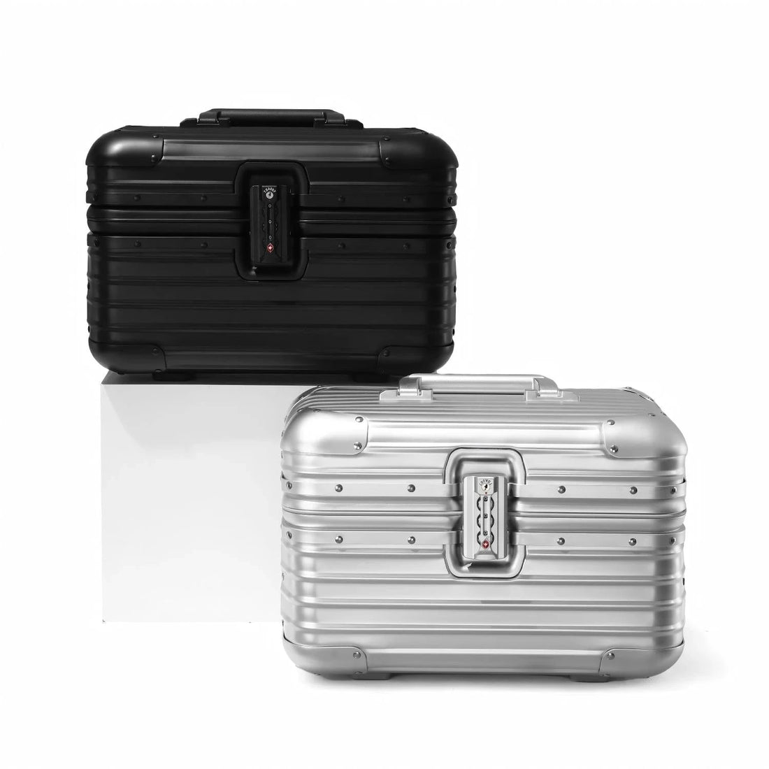 Why-Is-Aluminum-Luggage-So-Expensive-Full-Explanation LYVOI