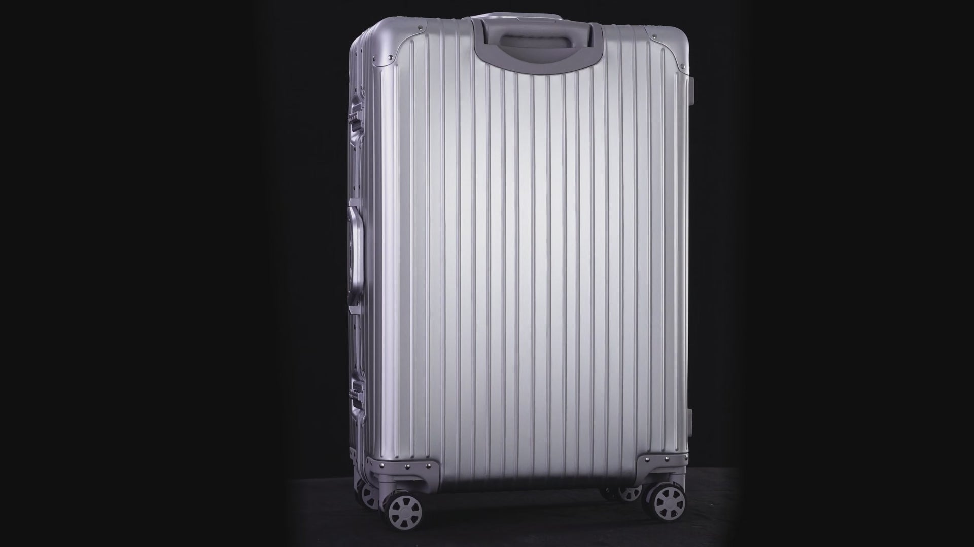 LYVOI ALUMINIUM SUITCASE（Black）